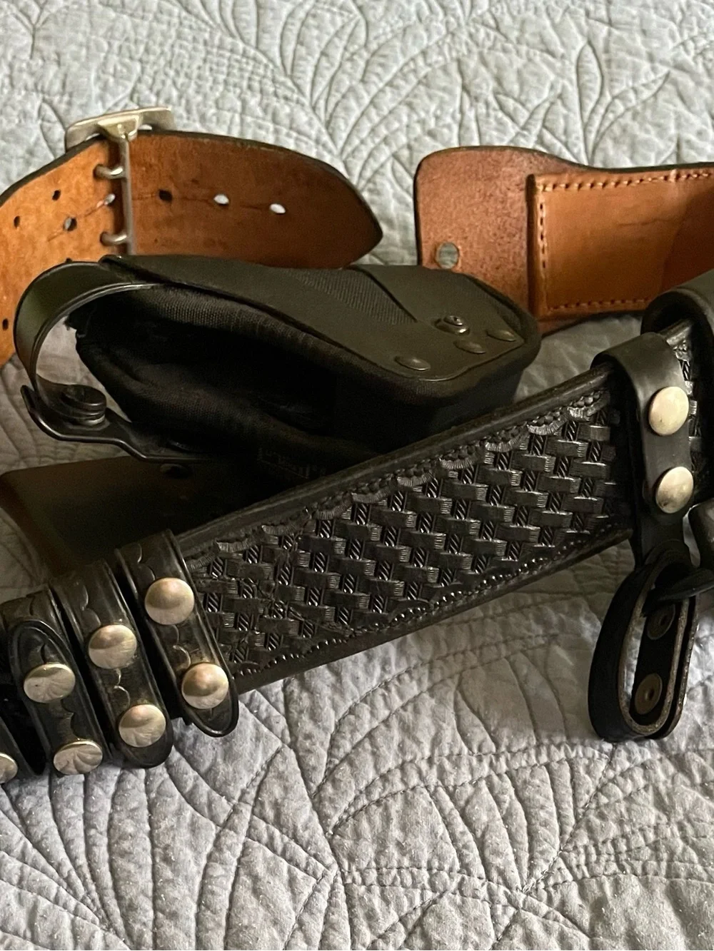 Bucheimer Basketweave Belt  Sz.36  Black  Uncle Mike's Sidekick Holster  Size 21